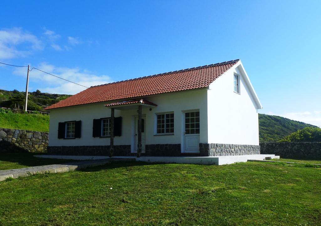Vila Casas Da Cascata Lajes das Flores Pokoj fotografie
