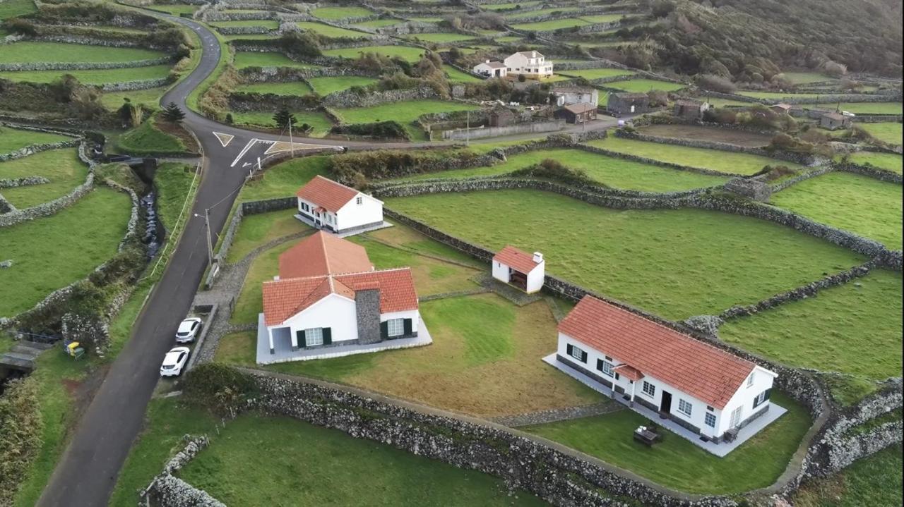 Vila Casas Da Cascata Lajes das Flores Exteriér fotografie